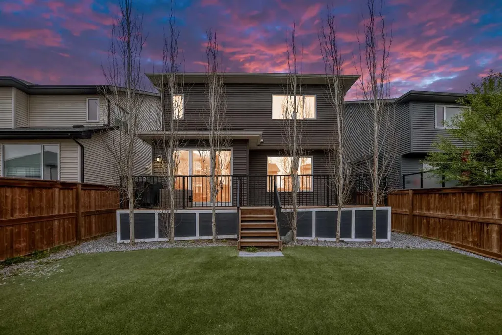 190 Coopersfield Way SW Airdrie AB T4b 4k7
