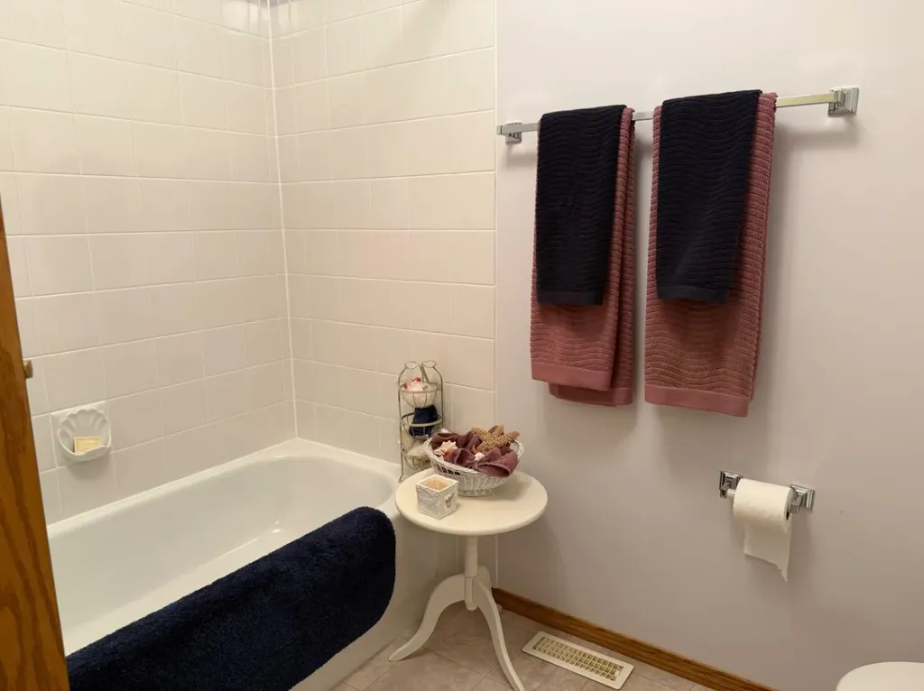 817 Bankview Drive Drumheller AB T0J0Y5