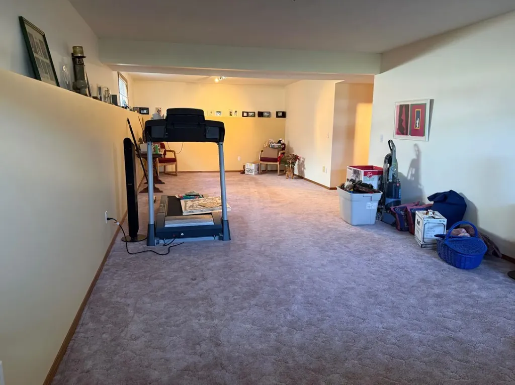 817 Bankview Drive Drumheller AB T0J0Y5