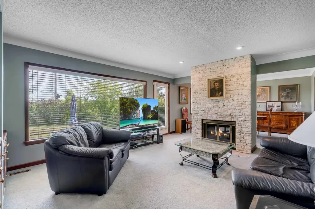 3010 8 Street SW Calgary AB T2T 3A2