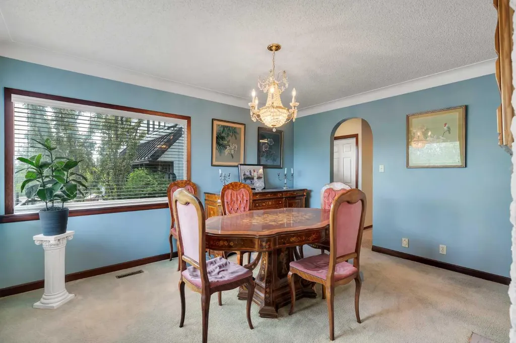 3010 8 Street SW Calgary AB T2T 3A2
