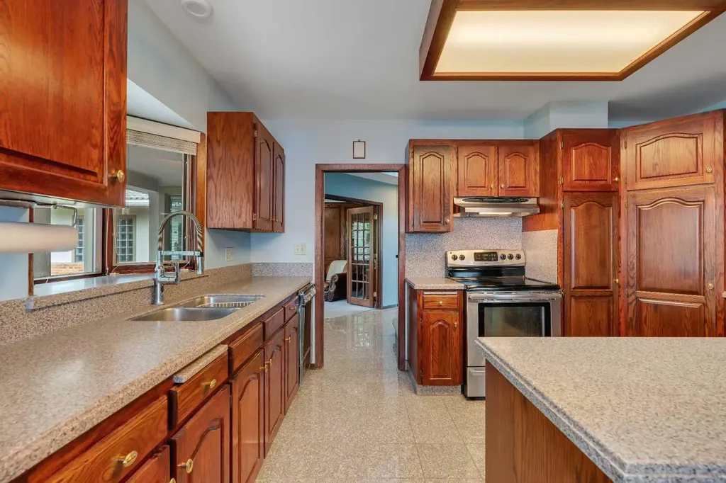 3010 8 Street SW Calgary AB T2T 3A2