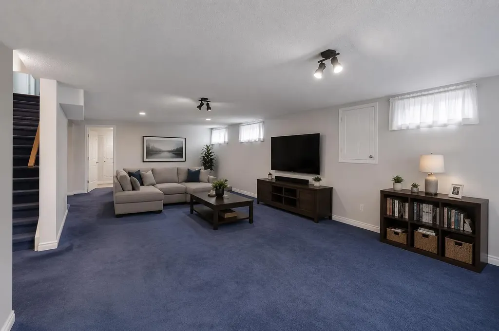 3010 8 Street SW Calgary AB T2T 3A2