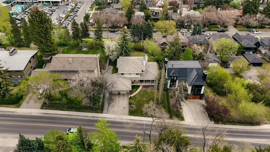 3010 8 Street SW Calgary AB T2T 3A2