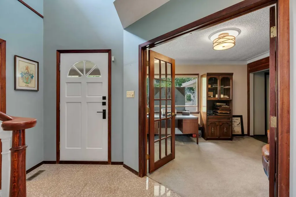 3010 8 Street SW Calgary AB T2T 3A2