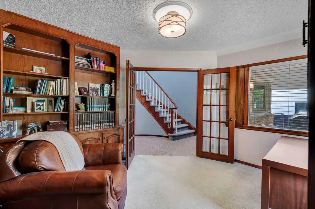 3010 8 Street SW Calgary AB T2T 3A2