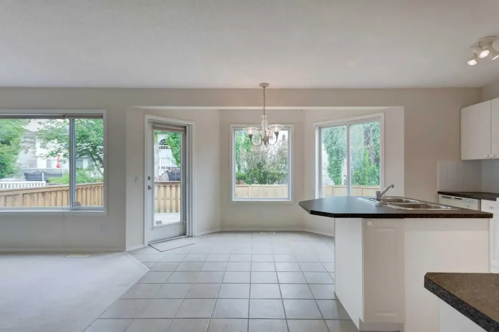 111 Sierra Nevada Way SW Calgary AB T3H 3N1