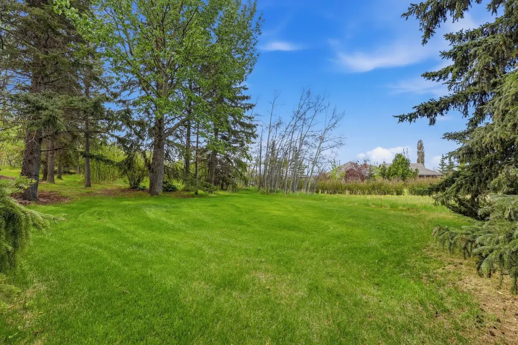 75 Anatapi Lane SW Calgary AB T3H 4G2