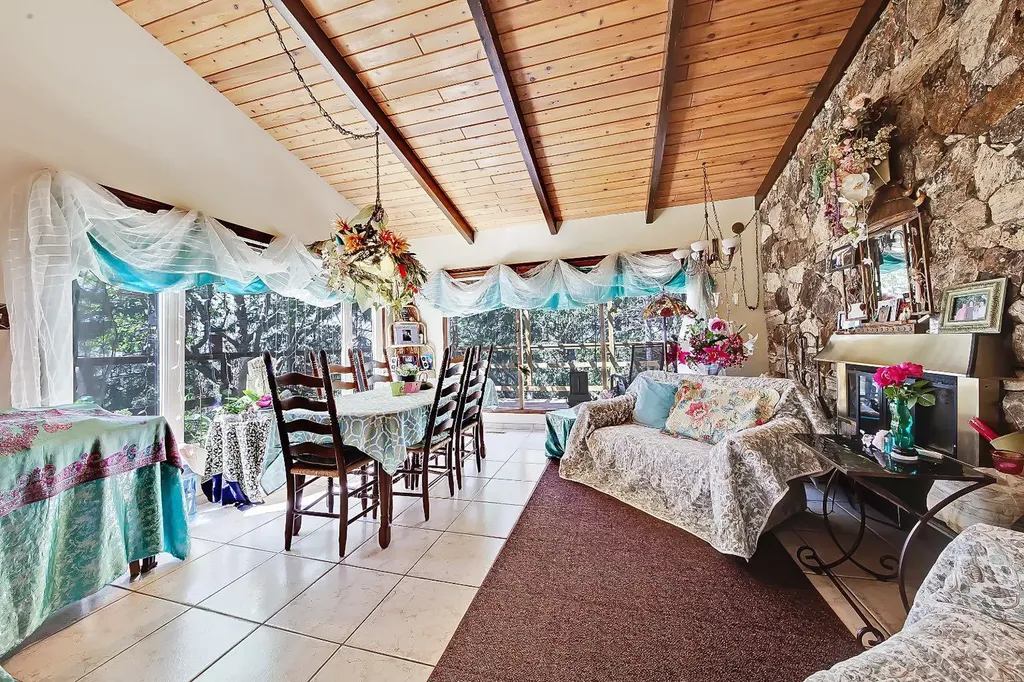 75 Anatapi Lane SW Calgary AB T3H 4G2