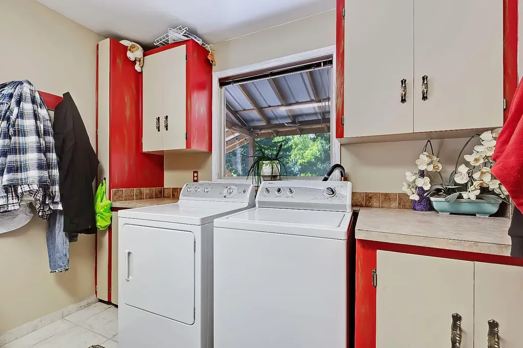 75 Anatapi Lane SW Calgary AB T3H 4G2