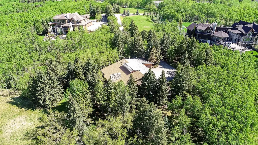 75 Anatapi Lane SW Calgary AB T3H 4G2