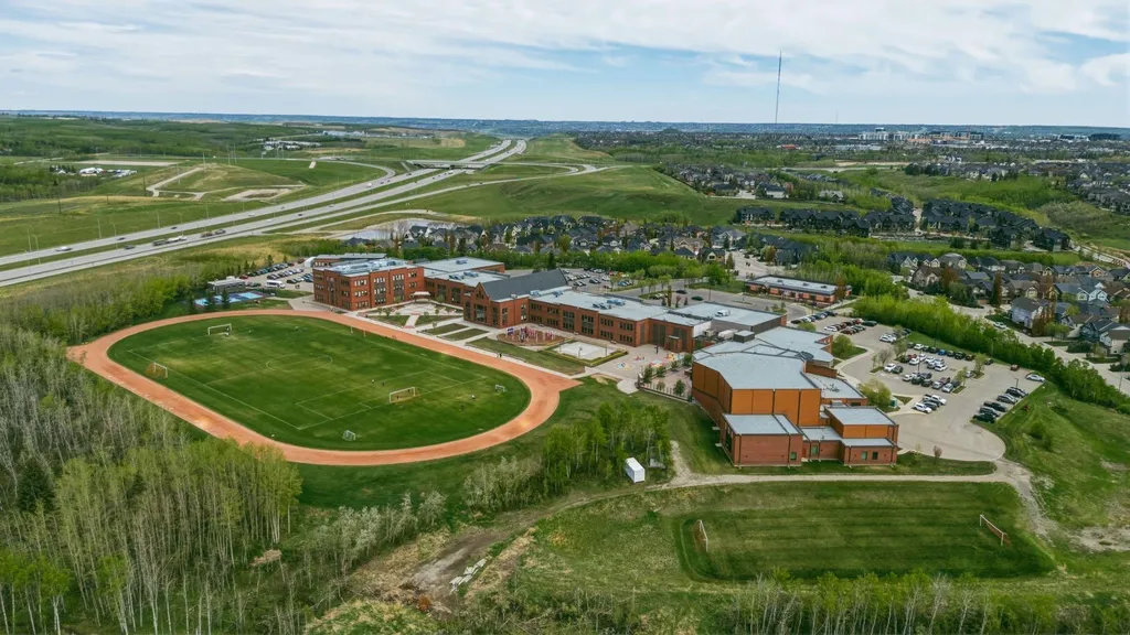 75 Anatapi Lane SW Calgary AB T3H 4G2