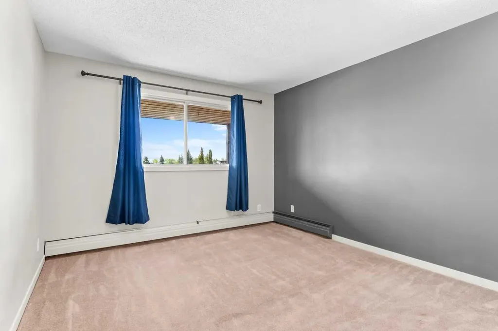 1513 26 Avenue SW Calgary AB T2T 1C4