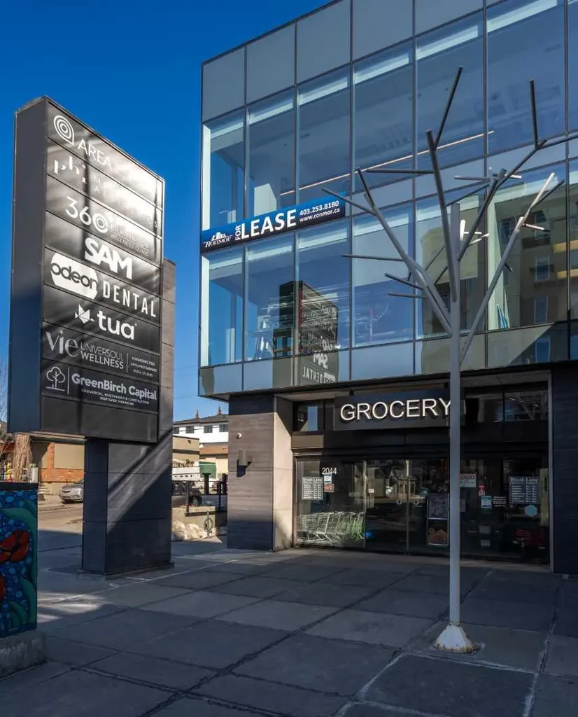 1513 26 Avenue SW Calgary AB T2T 1C4