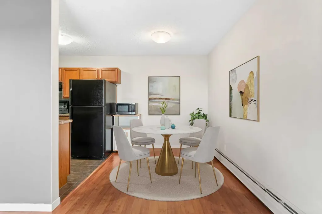 1513 26 Avenue SW Calgary AB T2T 1C4