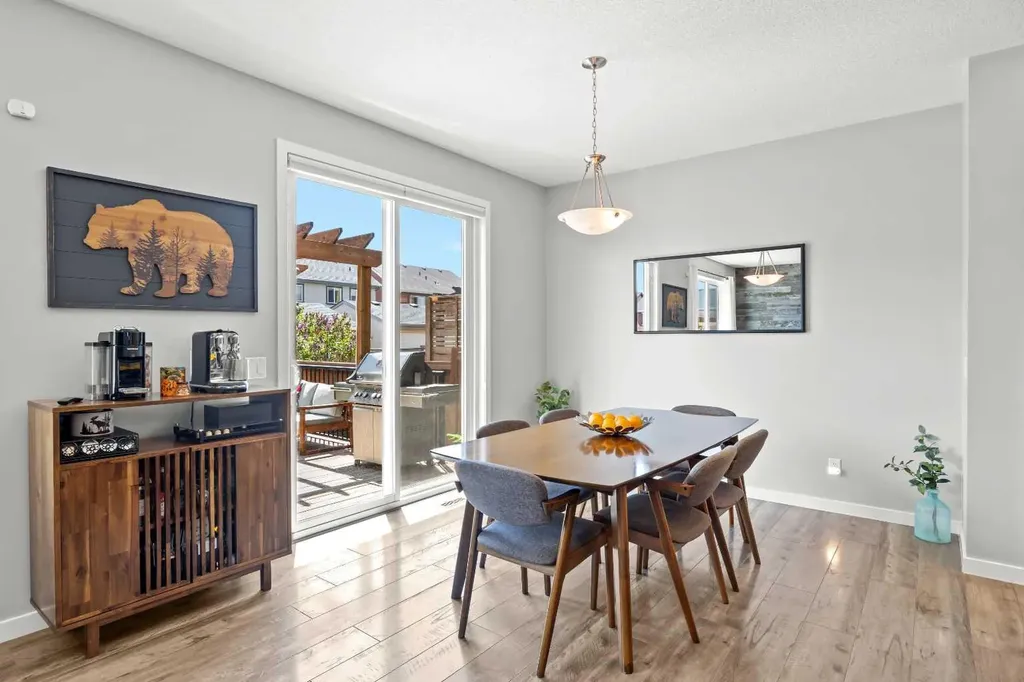 123 Masters Rise SE Calgary AB T3M 2L5