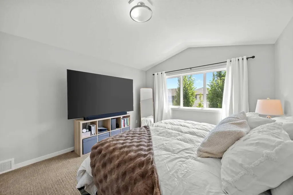 123 Masters Rise SE Calgary AB T3M 2L5