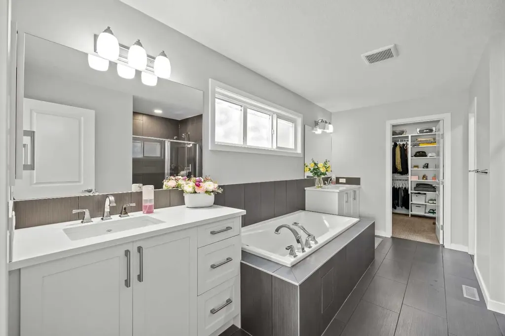 123 Masters Rise SE Calgary AB T3M 2L5