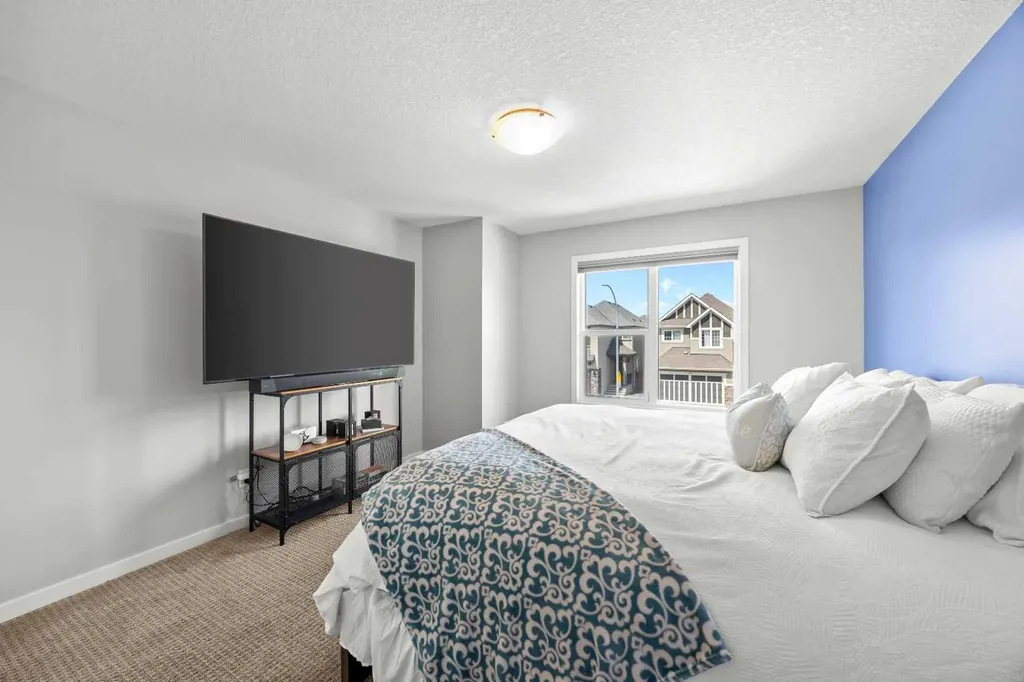 123 Masters Rise SE Calgary AB T3M 2L5