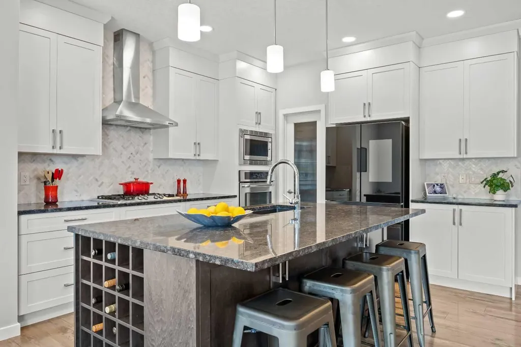 123 Masters Rise SE Calgary AB T3M 2L5