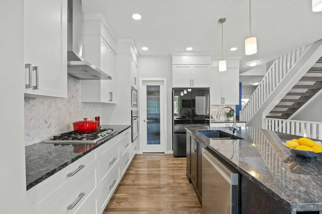 123 Masters Rise SE Calgary AB T3M 2L5