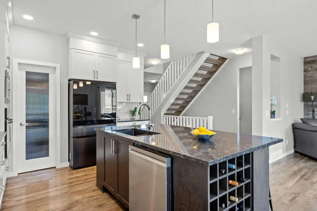 123 Masters Rise SE Calgary AB T3M 2L5