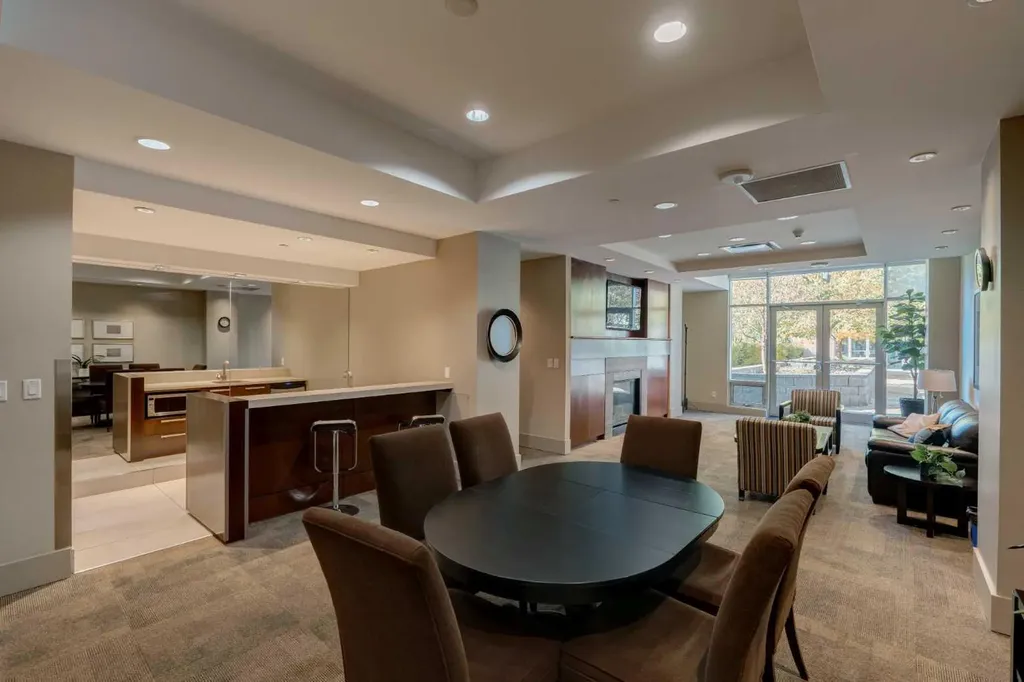 1118 12 Avenue SW Calgary AB T2R 0P4