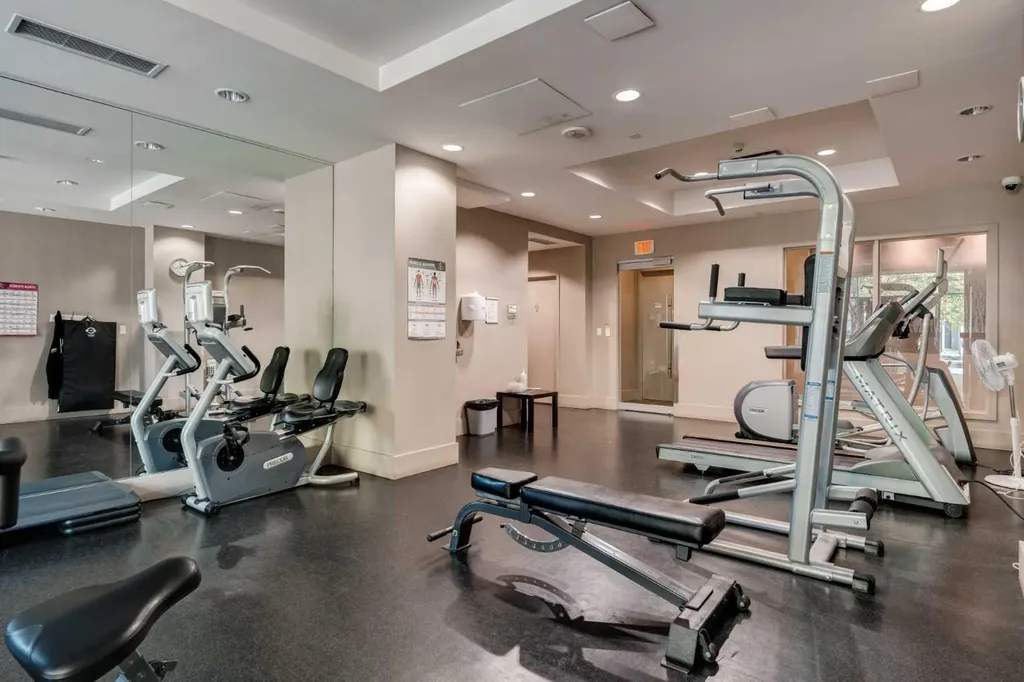1118 12 Avenue SW Calgary AB T2R 0P4