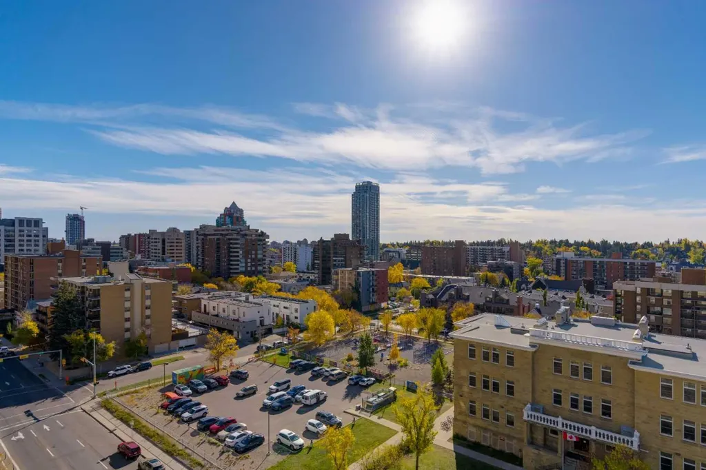 1118 12 Avenue SW Calgary AB T2R 0P4