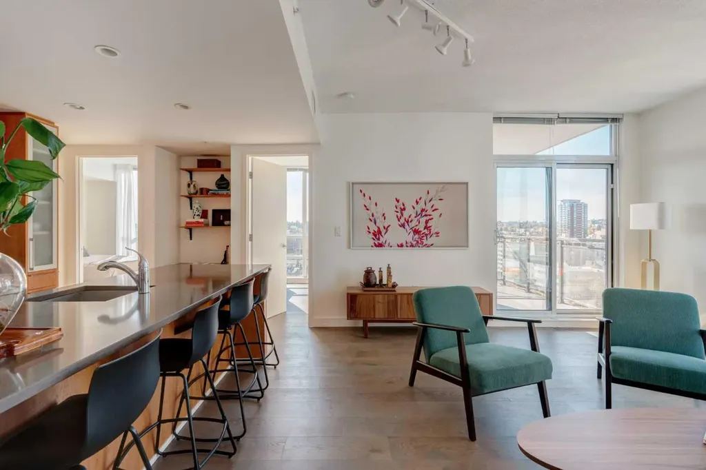 1118 12 Avenue SW Calgary AB T2R 0P4