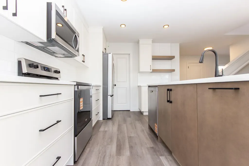245 Turnbull Close Red Deer AB T4P 3H6