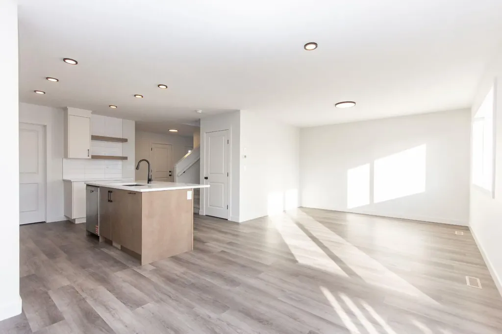 245 Turnbull Close Red Deer AB T4P 3H6