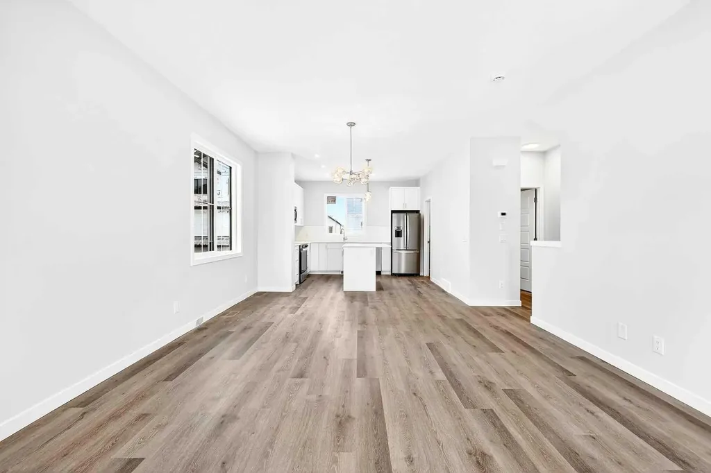 40 Creekside Way SW Calgary AB T2X 6E2
