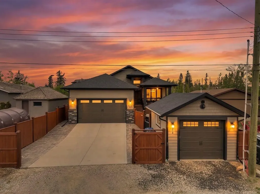 5052 Lakeshore Drive Sylvan Lake AB T4S 2L7