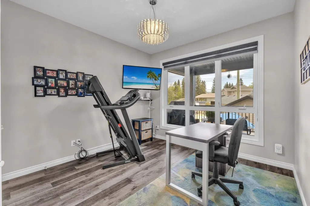 5052 Lakeshore Drive Sylvan Lake AB T4S 2L7