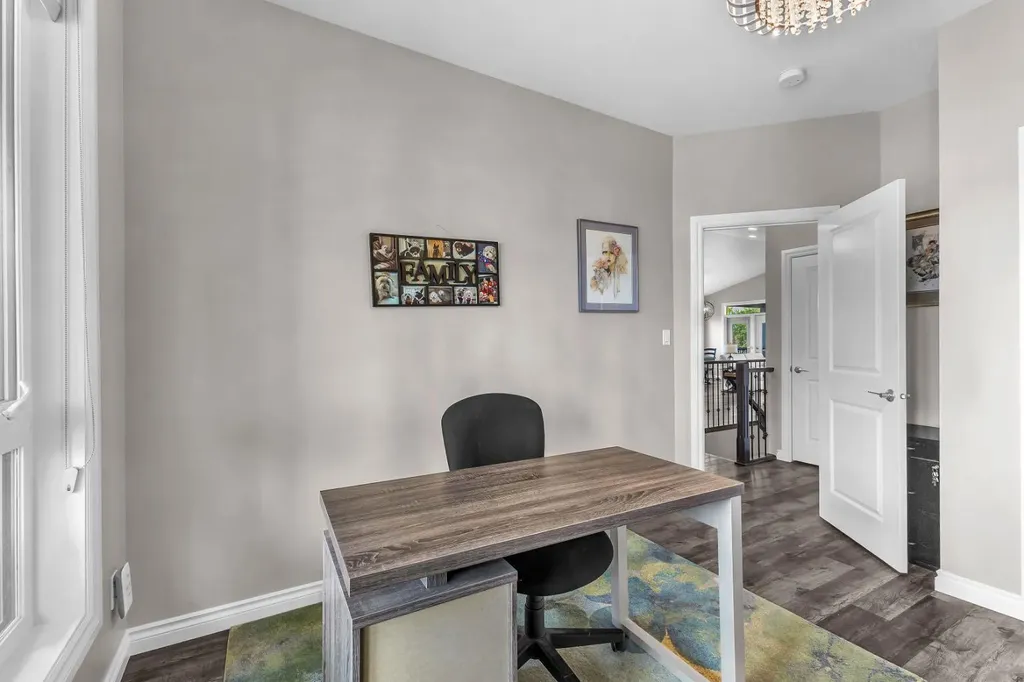 5052 Lakeshore Drive Sylvan Lake AB T4S 2L7