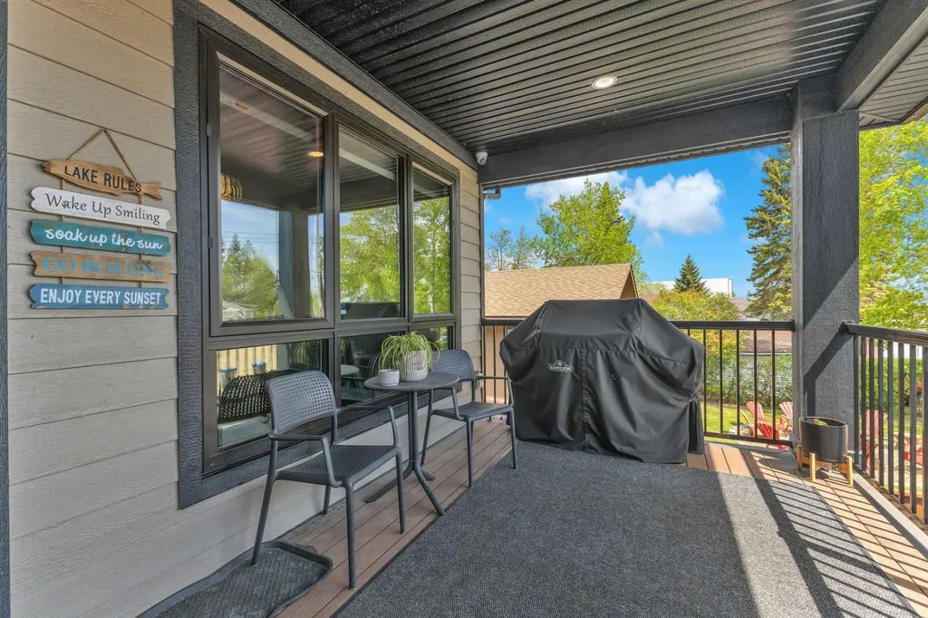 5052 Lakeshore Drive Sylvan Lake AB T4S 2L7