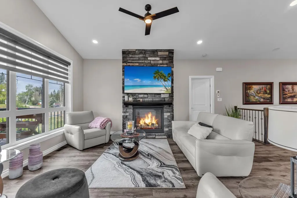 5052 Lakeshore Drive Sylvan Lake AB T4S 2L7