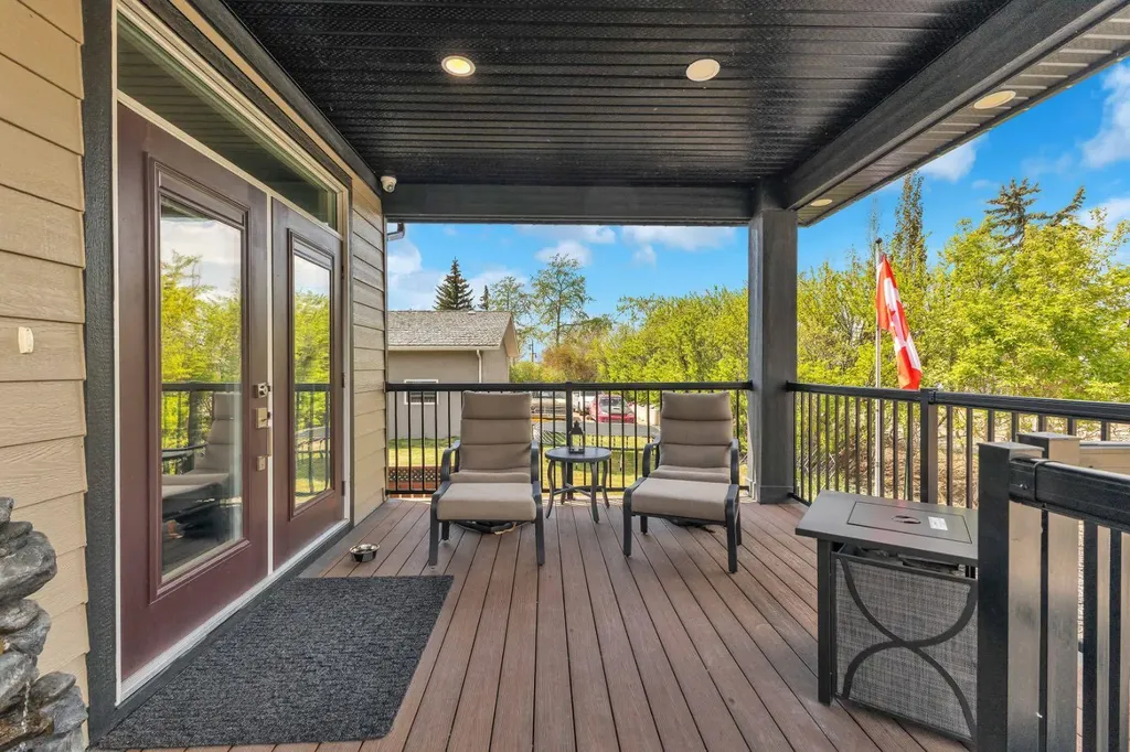 5052 Lakeshore Drive Sylvan Lake AB T4S 2L7