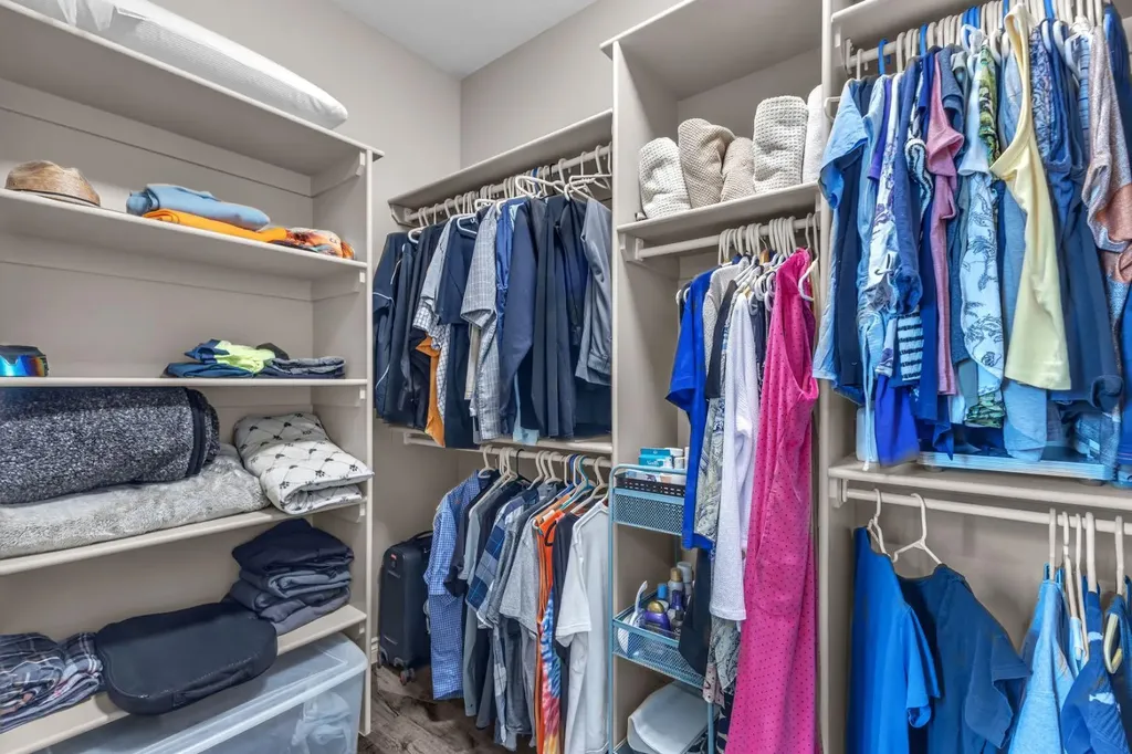 5052 Lakeshore Drive Sylvan Lake AB T4S 2L7