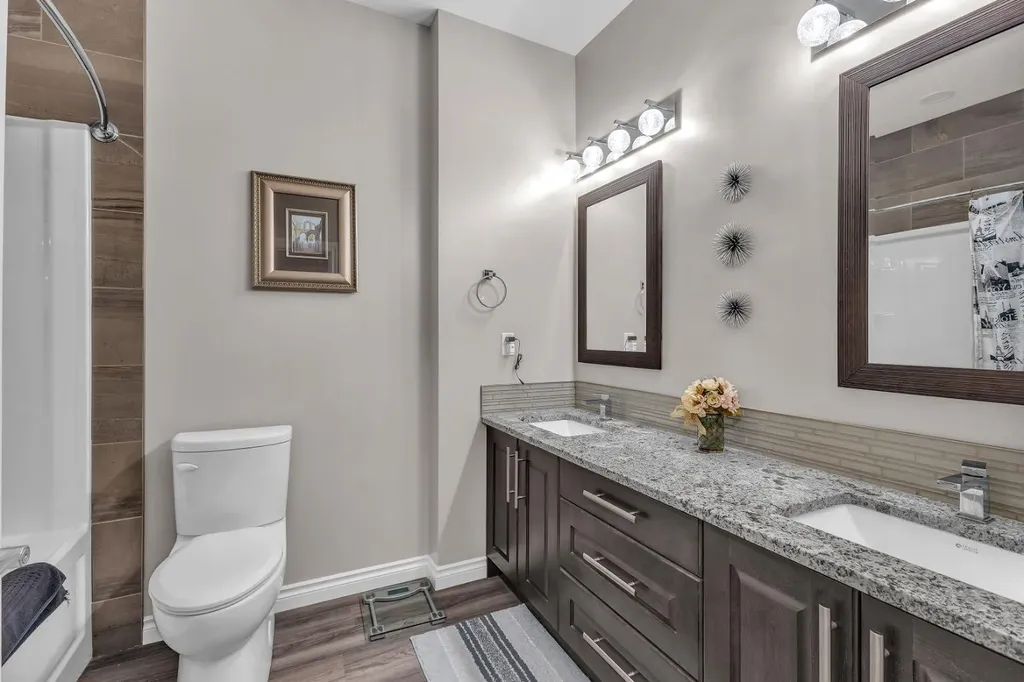 5052 Lakeshore Drive Sylvan Lake AB T4S 2L7