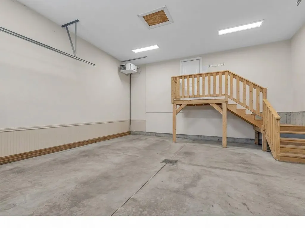 5052 Lakeshore Drive Sylvan Lake AB T4S 2L7