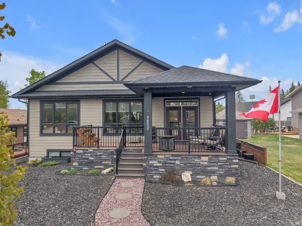 5052 Lakeshore Drive Sylvan Lake AB T4S 2L7