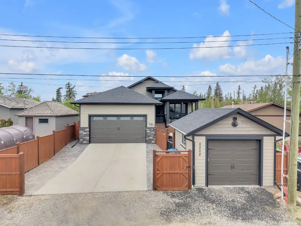5052 Lakeshore Drive Sylvan Lake AB T4S 2L7