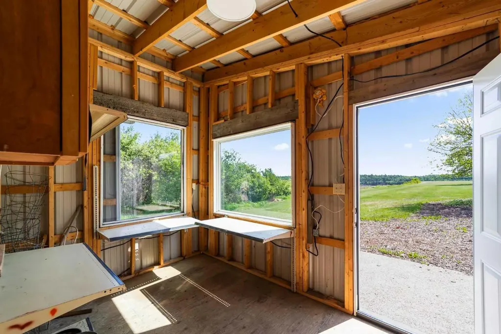 46139 Range Road 205 Rural Camrose County AB T4V 5E3