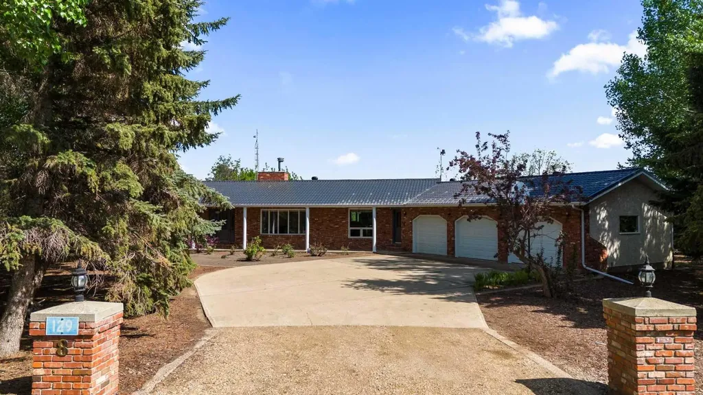 46139 Range Road 205 Rural Camrose County AB T4V 5E3