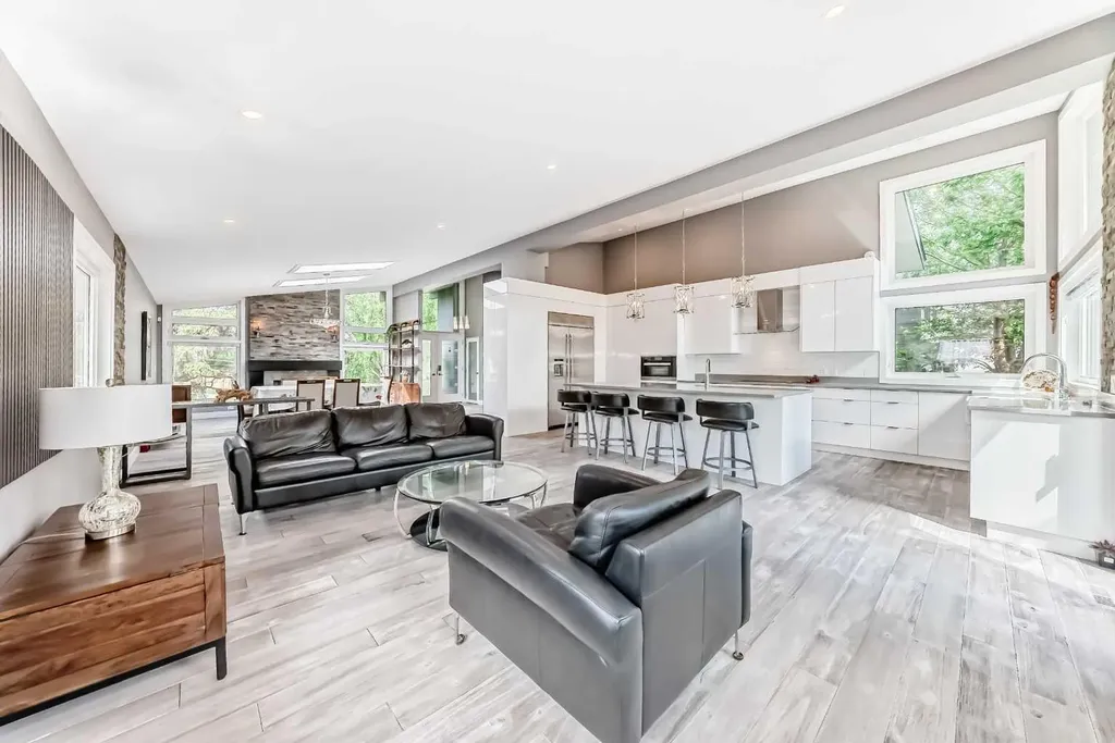 10412 Willowcrest Road SE Calgary AB T2J 1P1
