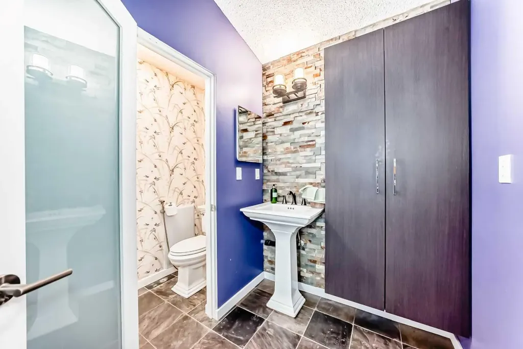 10412 Willowcrest Road SE Calgary AB T2J 1P1