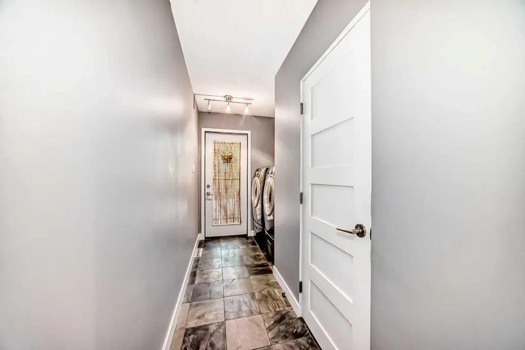 10412 Willowcrest Road SE Calgary AB T2J 1P1