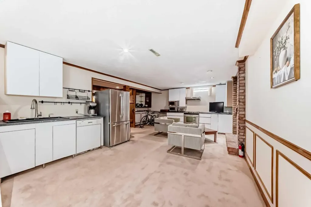 10412 Willowcrest Road SE Calgary AB T2J 1P1